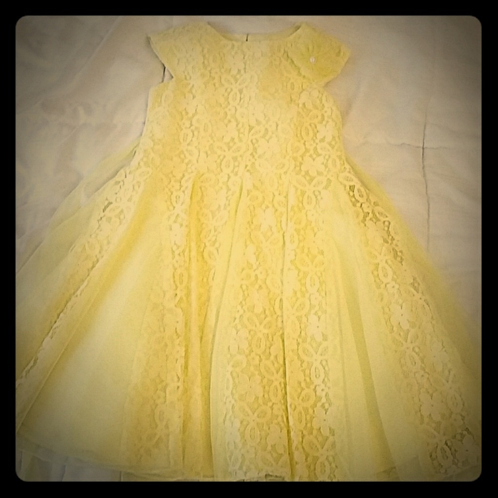 Beautiful yellow dress